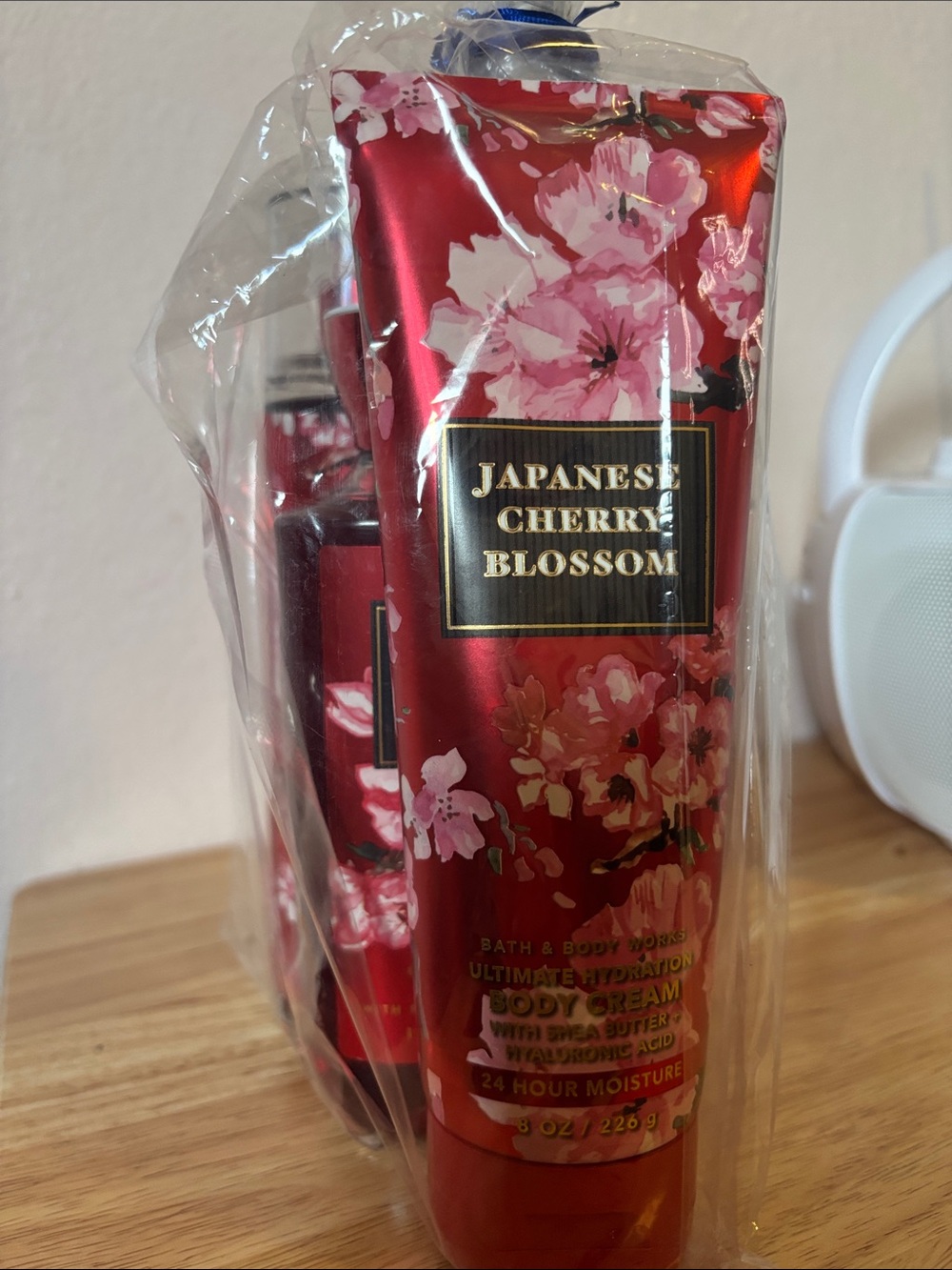 Bath & Body Works Japanese Cherry Blossom 3 Piece Full Size Set, NWT - Picture 2 of 4